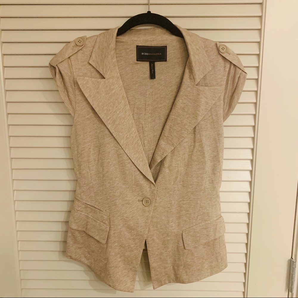 NWT BCBGMaxAzria Sleeveless Vest in Tan, Size Large